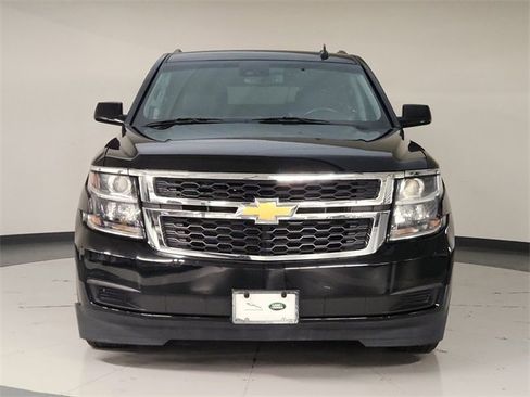 Used 2018 Chevrolet Suburban LT image 9