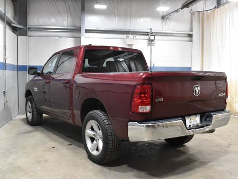 Used 2021 RAM 1500 Classic SLT AWD/4WD image 18
