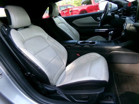 Used 2024 Ford Mustang Premium RWD image 12