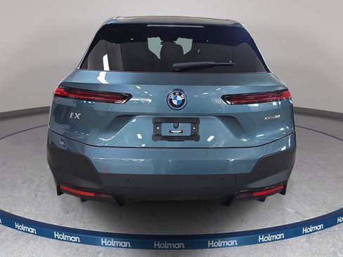 Used 2024 BMW iX xDrive50 image 8