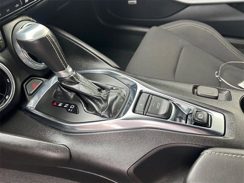 Used 2022 Chevrolet Camaro LT w/ RS Package image 21