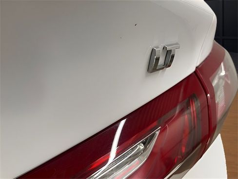 Used 2024 Chevrolet Malibu LT image 36