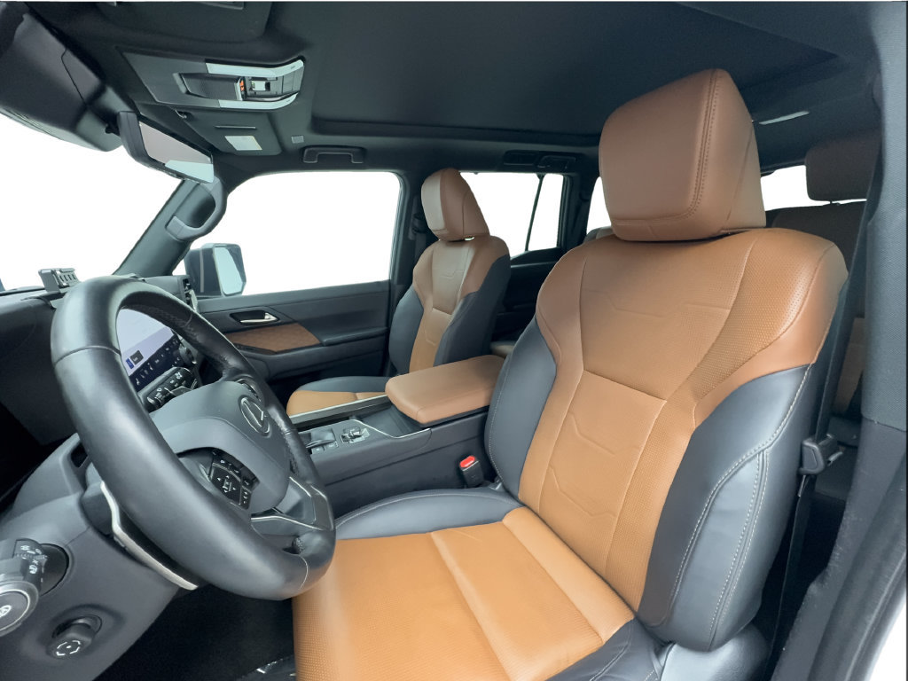 Used 2024 Lexus GX 550 AWD/4WD image 21