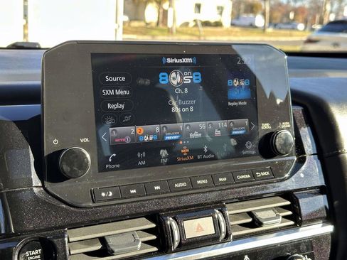 Certified 2025 Nissan Pathfinder SL w/ SL Premium Package image 31