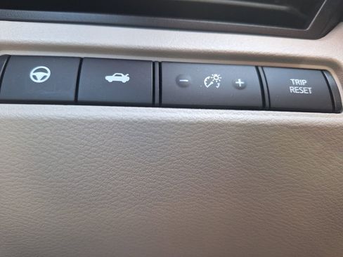 Used 2024 Nissan Altima 2.5 SL image 12