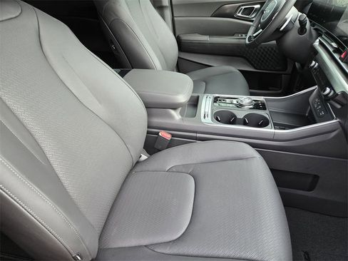 New 2026 Kia Carnival SX Prestige image 10