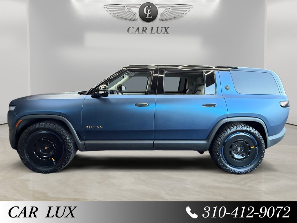 Used 2025 Rivian R1S Adventure Dual AWD/4WD image 2