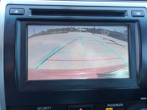 Used 2014 Toyota Camry SE image 23