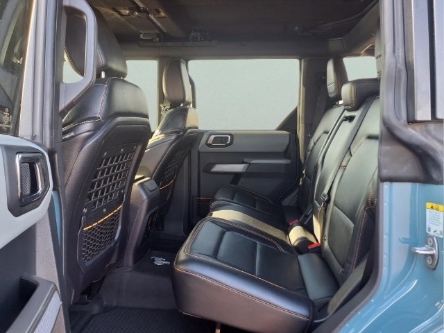 Used 2022 Ford Bronco Badlands w/ Sasquatch Package AWD/4WD image 12