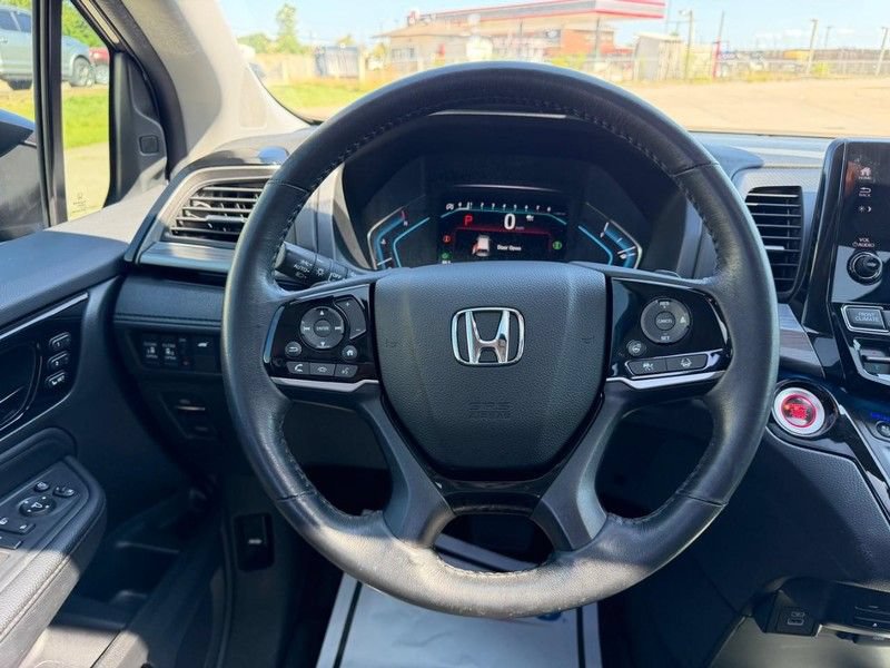 Used 2023 Honda Odyssey Elite image 14