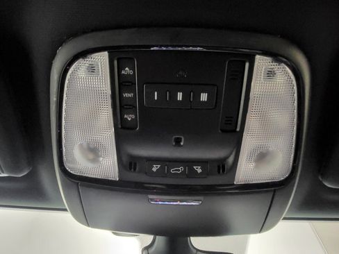 Used 2023 Dodge Durango R/T image 13