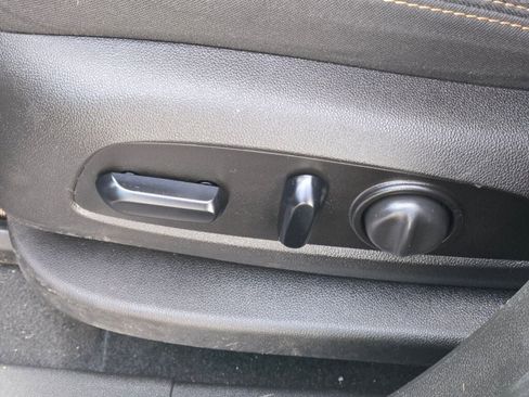 Used 2018 GMC Terrain SLE w/ Driver Convenience Package image 23