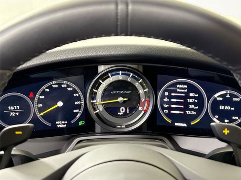 Used 2023 Porsche 911 GT3 RS image 17