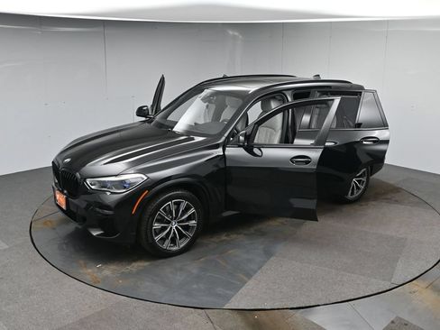 Used 2023 BMW X5 xDrive40i w/ Executive Package AWD/4WD image 54