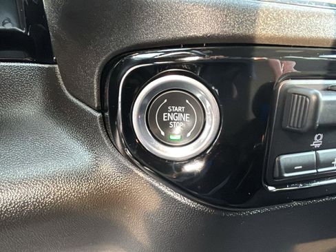 Certified 2023 Chevrolet Silverado 1500 LT image 10