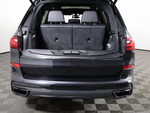 Used 2022 BMW X7 M50i image 20