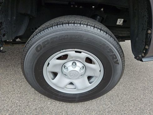 Used 2019 Toyota Tacoma SR5 image 27