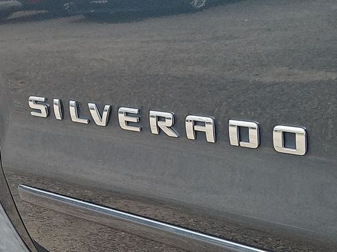 Used 2017 Chevrolet Silverado 1500 LT w/ All Star Edition AWD/4WD image 35