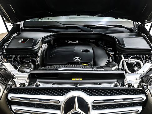 Used 2021 Mercedes-Benz GLC 300 GLC 300 SUV image 11