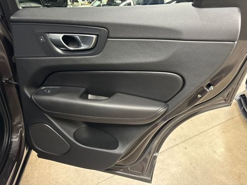 Used 2024 Volvo XC60 B5 Core w/ Climate Package image 44