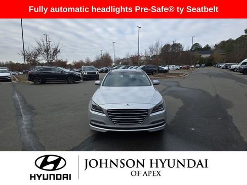 Used 2016 Hyundai Genesis 3.8 w/ Option Group 04 image 11