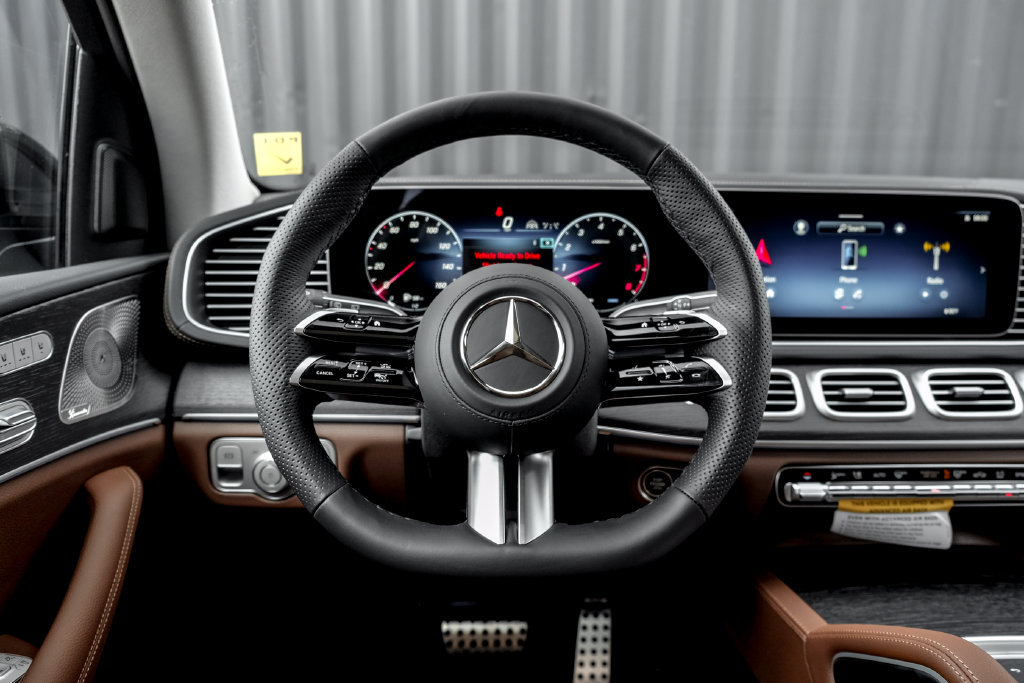 Used 2026 Mercedes-Benz GLS 450 4MATIC image 21