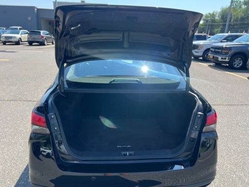 Used 2024 Nissan Versa SR FWD image 26