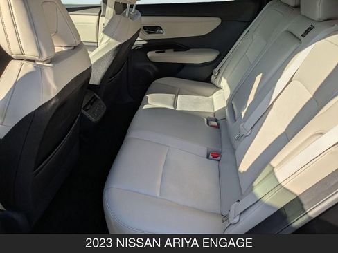 Used 2023 Nissan Ariya FWD image 15