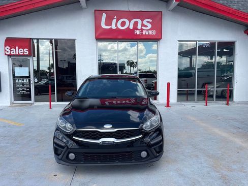 Used 2020 Kia Forte FE 4dr Sedan 6M image 1