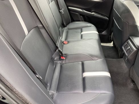 Used 2026 Toyota Camry SE FWD image 18