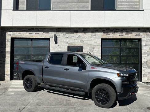 Used 2021 Chevrolet Silverado 1500 LT Trail Boss w/ Bed Protection Package AWD/4WD image 1
