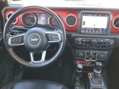 Used 2018 Jeep Wrangler Unlimited Rubicon AWD/4WD image 9