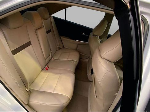 Used 2014 Toyota Camry XLE FWD image 18