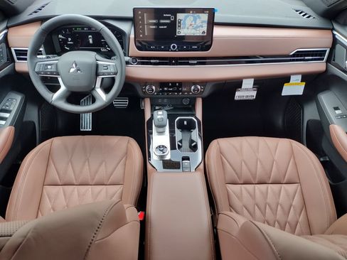 New 2026 Mitsubishi Outlander SEL AWD/4WD image 3