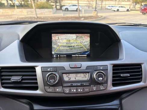 Used 2016 Honda Odyssey EX-L image 11