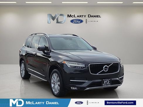 Used 2016 Volvo XC90 T6 Momentum w/ Momentum Plus Package AWD/4WD image 1