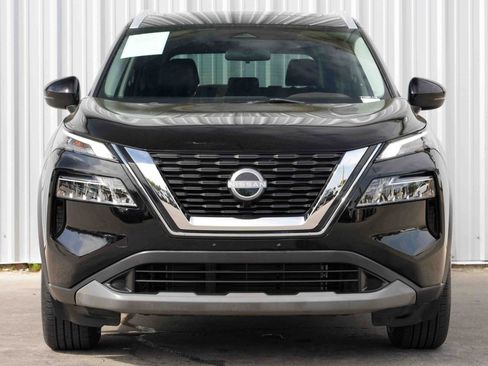 Used 2022 Nissan Rogue SV w/ SV Premium Package image 6
