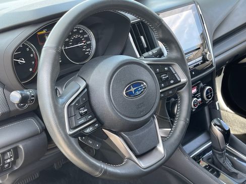 Used 2022 Subaru Forester Touring w/ Popular Package #3 AWD/4WD image 9