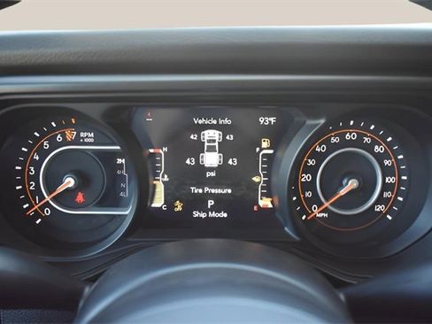 New 2025 Jeep Gladiator Sport image 22