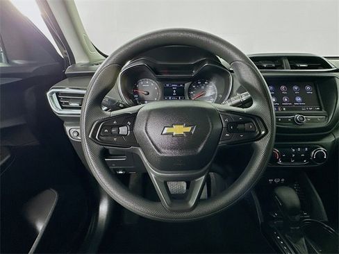 Used 2022 Chevrolet TrailBlazer LT image 19