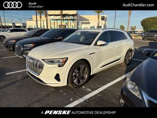 Used 2022 Audi e-tron Premium Plus video 1