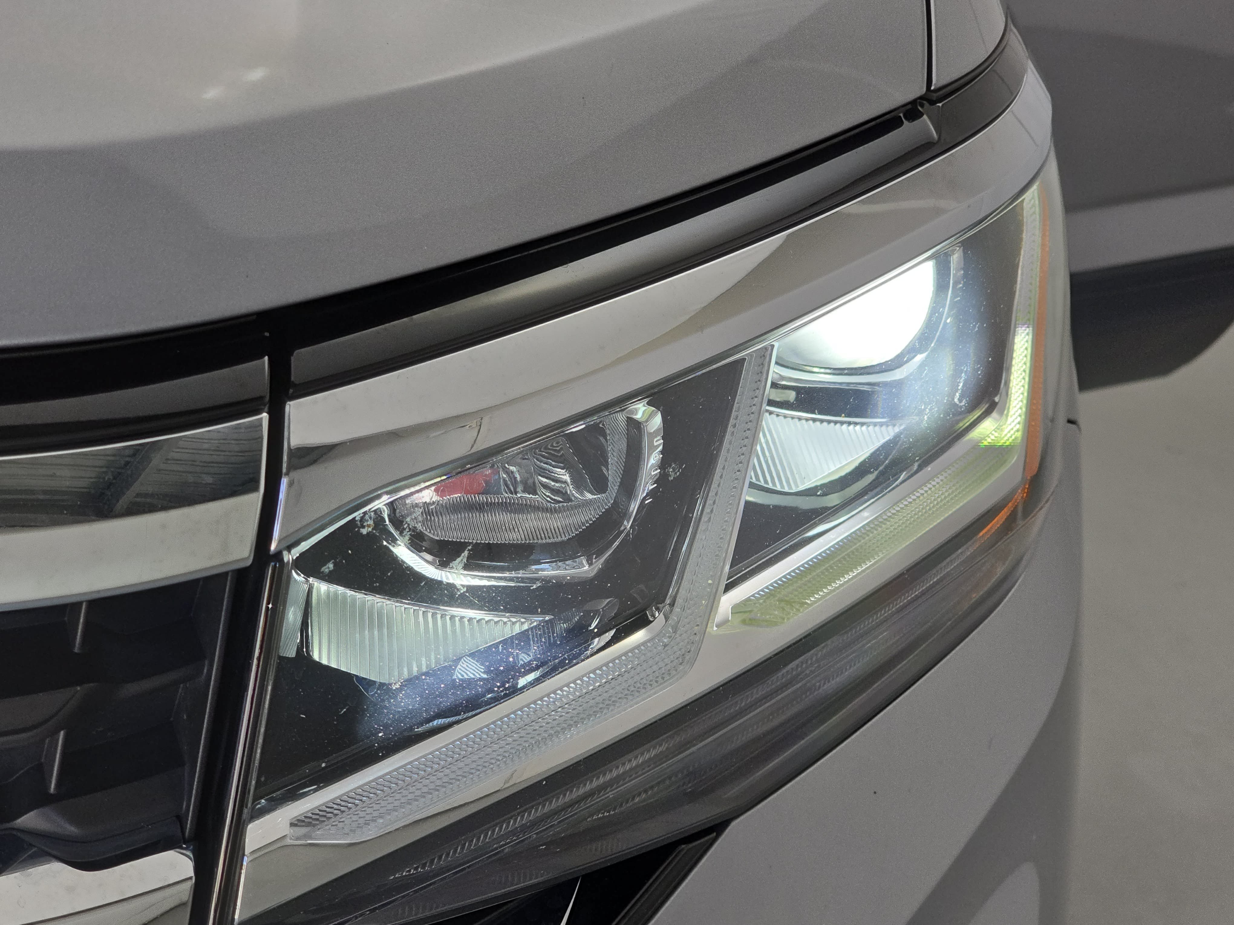 Used 2020 Volkswagen Atlas Cross Sport SE w/ Panoramic Sunroof Package FWD image 32