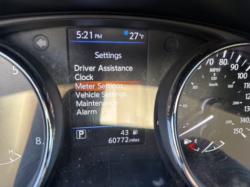 Used 2019 Nissan Rogue SL image 8