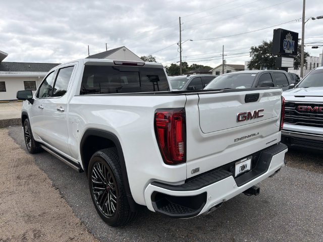 Used 2022 GMC Sierra 1500 Denali w/ Denali Premium Package RWD image 9