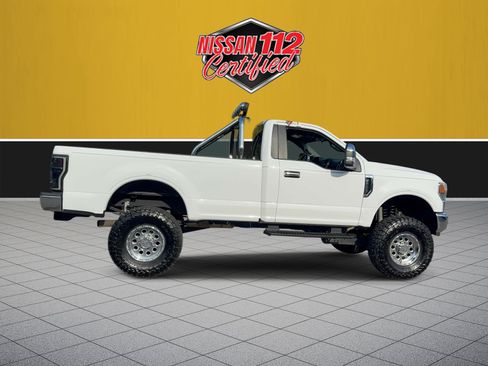 Used 2022 Ford F250 XL w/ Power Equipment Group AWD/4WD image 4