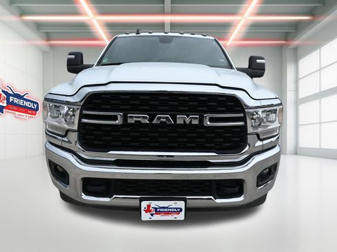 Used 2024 RAM 3500 Big Horn AWD/4WD image 6