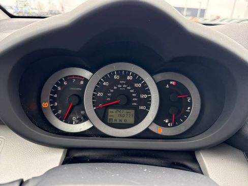 Used 2012 Toyota RAV4 4WD w/ Upgrade Value Pkg image 19