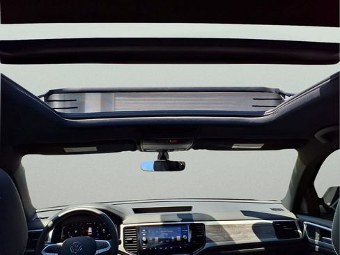 Used 2023 Volkswagen Atlas Cross Sport SE w/ Panoramic Sunroof Package AWD/4WD image 21