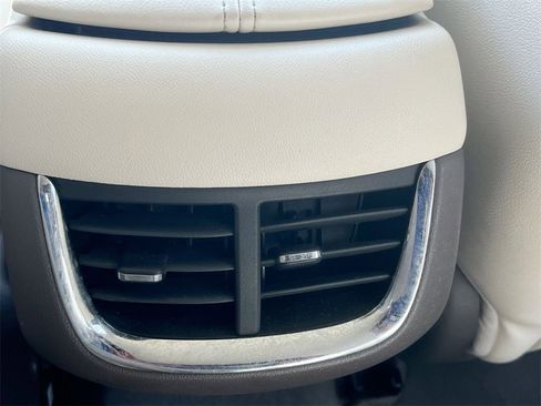 Certified 2024 Chevrolet Malibu LT image 34