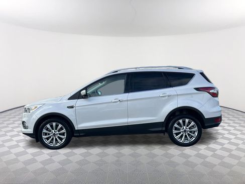 Used 2017 Ford Escape Titanium image 11